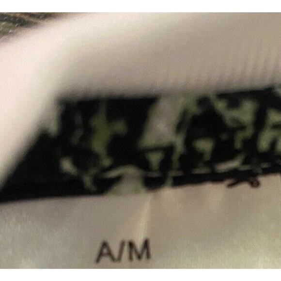 Manchester United | Men’s Medium “The Stone Roses” Edition Jersey - Picture 3 of 8